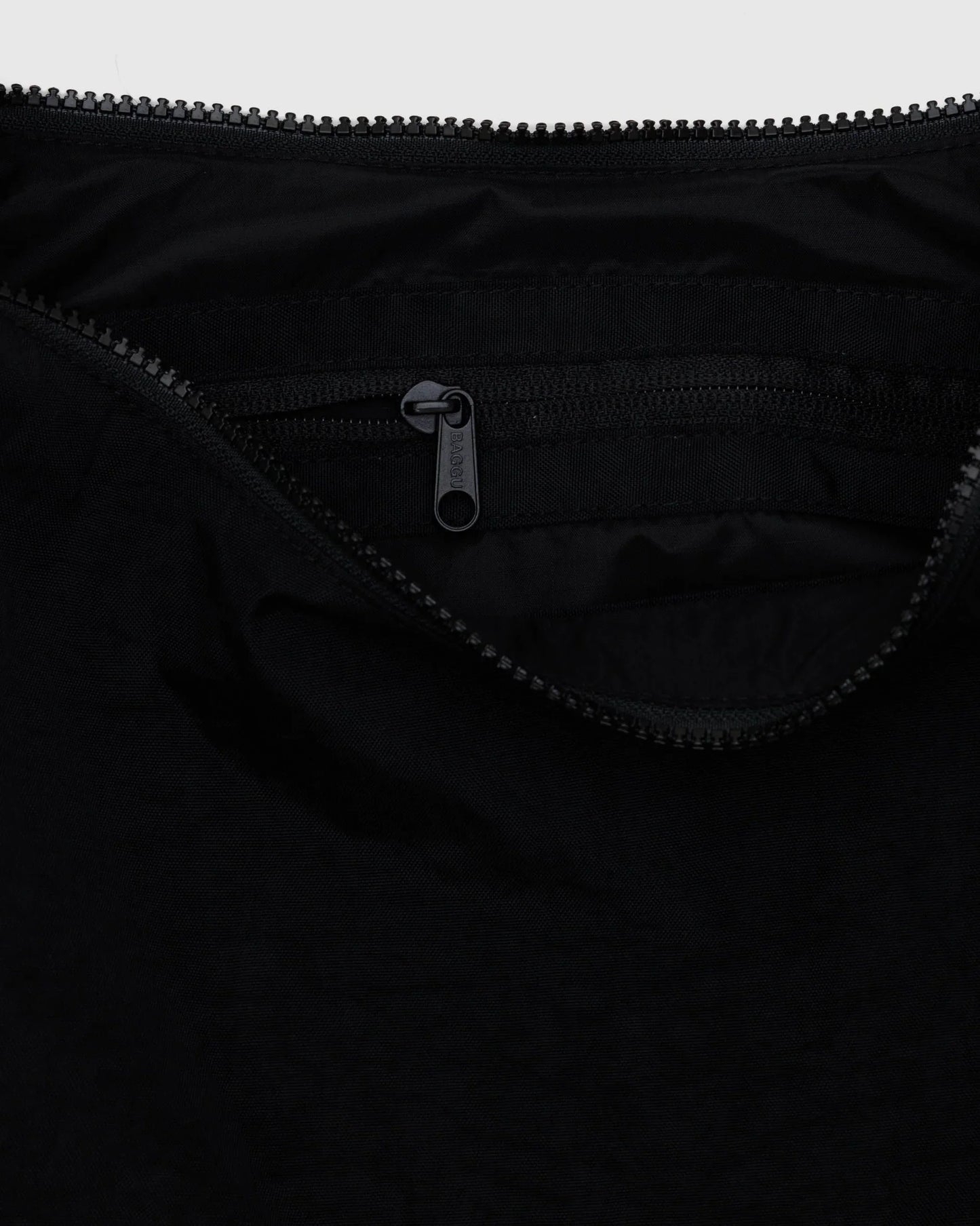 BAGGU Medium Nylon Crescent Bag - Black