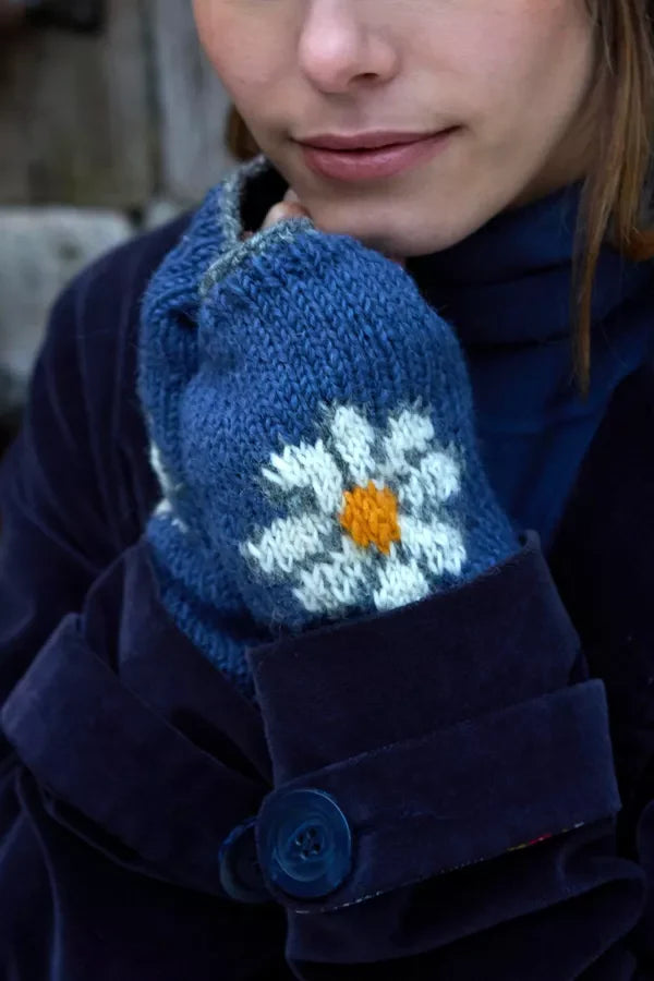 Pachamama Daisy Handwarmer Denim