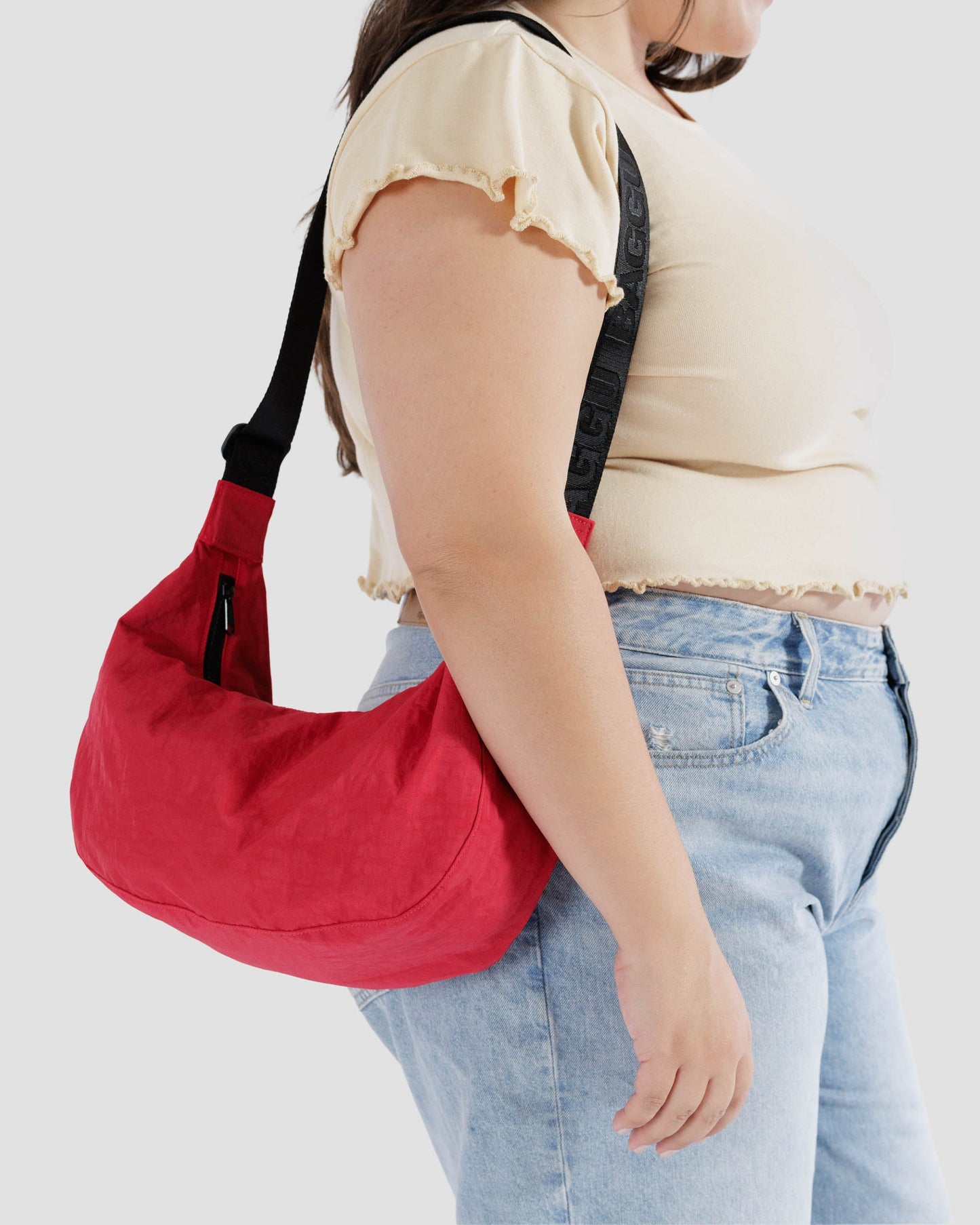 BAGGU Medium Nylon Crescent Bag - Candy Apple