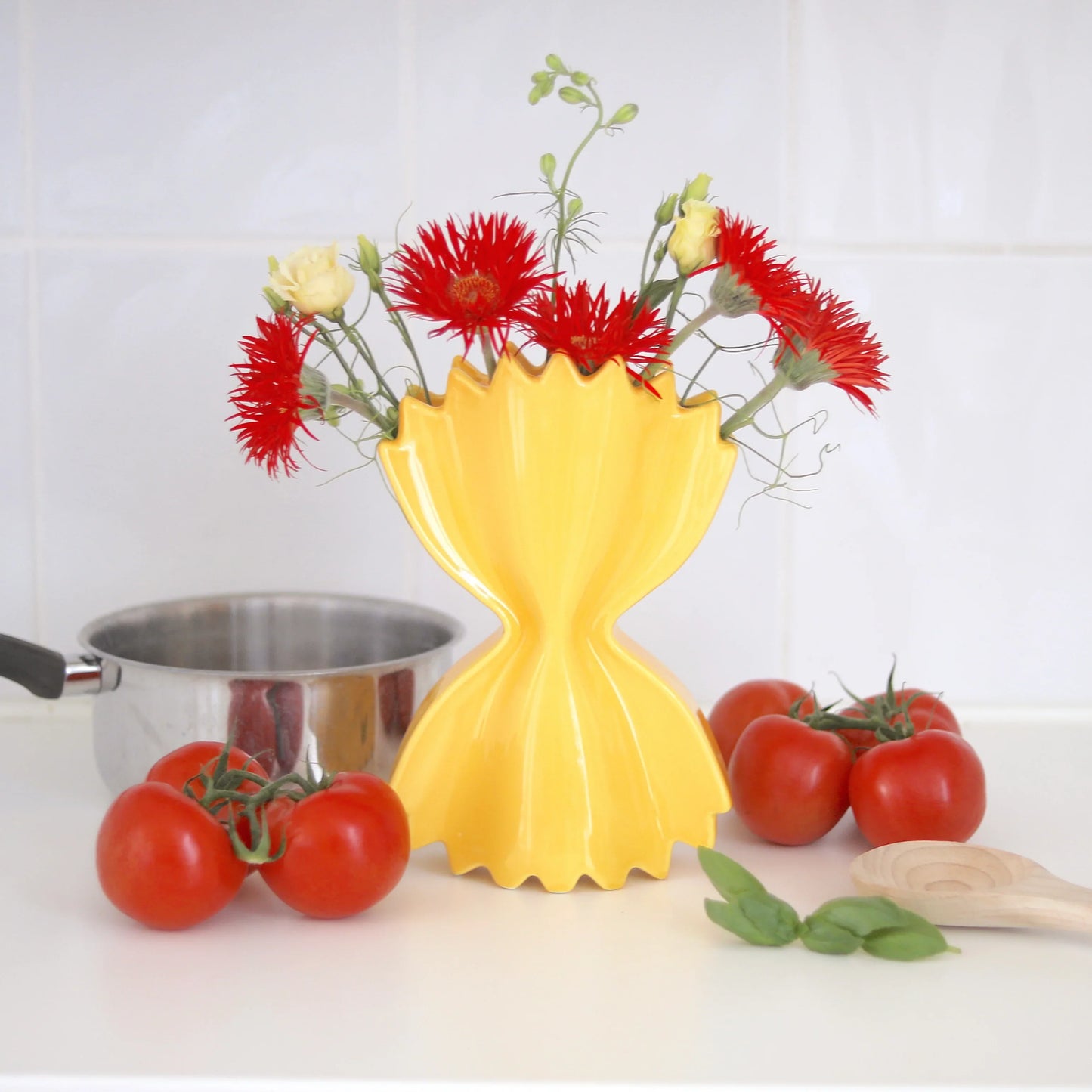 Fluid Market Ceramic Pasta Vase